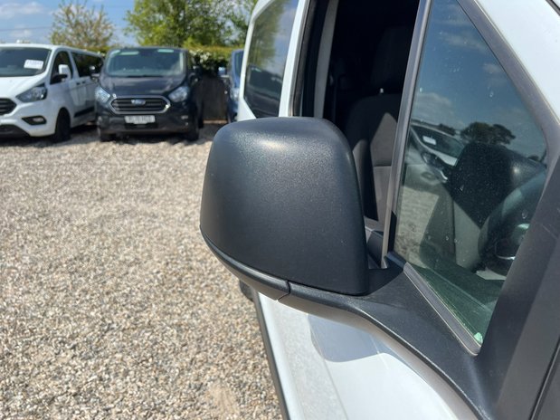 Ford Transit Connect SWB L1H1 Low Roof Trend 200 EURO 6 NO VAT 18