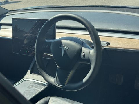 Tesla Model 3 Saloon 4dr Electric Auto RWD (241 bhp) 12