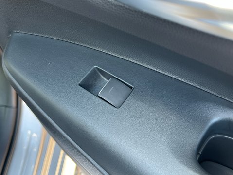 Suzuki Swace MOTION 37