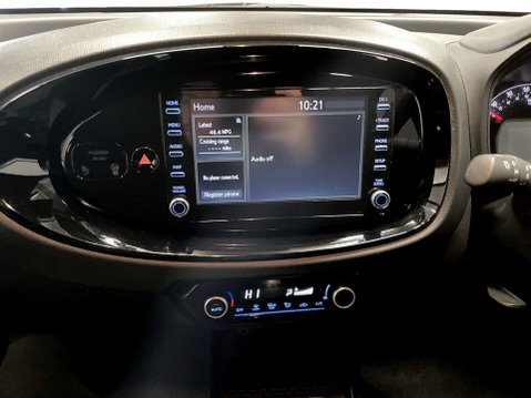 Toyota Aygo X 1.0 VVT-i Edge Hatchback 5dr Petrol Manual Euro 6 (s/s) (72 ps) DAB Radio - 18