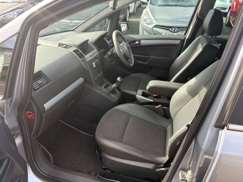 Vauxhall Zafira 1.8 Zafira Design 5dr 22