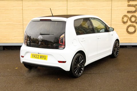 Volkswagen Up R-LINE 2