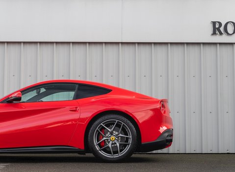 Ferrari F12 Berlinetta 27