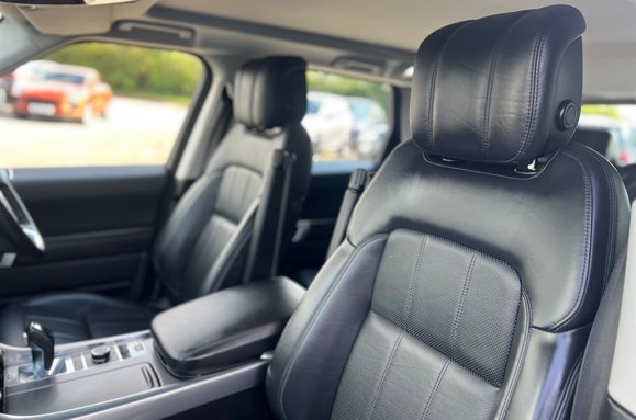 Land Rover Range Rover Sport 3.0 SDV6 HSE AUTO 28