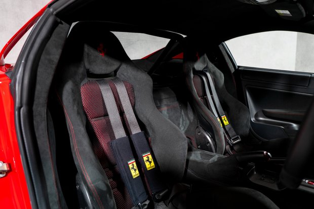 Ferrari 599 GTO UK CAR. CLASSICHE FILE. BODY COLOURED ROOF. 1 OF 60 RHD CARS 2