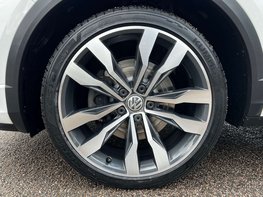 Volkswagen T-Roc 1.5 T-Roc R-Line TSi Evo Semi-Auto 5dr 12