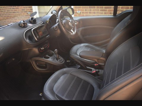 Smart Fortwo Coupe 1.0 Prime Cabriolet 2dr Petrol Twinamic Euro 6 (s/s) (71 ps) 4