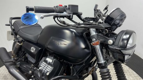 Moto Guzzi V7 853 STONE 2022 PROJECT BIKE SPARES OR REPAIR RETRO ROADSTER 16