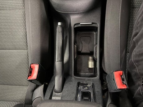 Volkswagen Golf 1.6 TDI BlueMotion Tech SE Cabriolet Euro 5 (s/s) 2dr 14