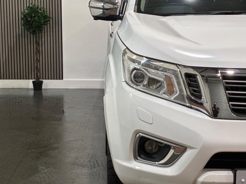 Nissan Navara 2.3 dCi Tekna 4WD Euro 6 (s/s) 4dr 38