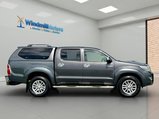 Toyota Hilux 3.0 D-4D Invincible Auto 4WD Euro 5 4dr 3