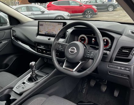 Nissan Qashqai 1.3 Qashqai N-Connecta DiG-T MHEV 5dr 18