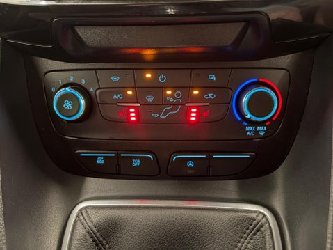 Ford Transit Connect 1.5 200 EcoBlue Limited L1 Euro 6 (s/s) 5dr 14