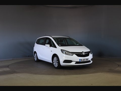 Vauxhall Zafira DESIGN 1