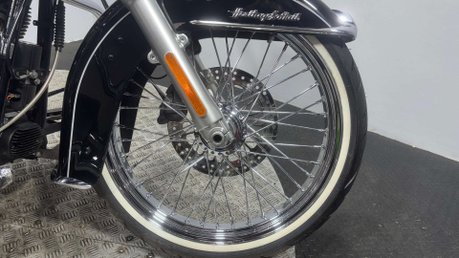 Harley-Davidson Softail HARITAGE FLSTC 1690 2013 CUSTOM BUILD SHOW BIKE LOW CRUISER 44