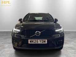 Volvo XC40 2.0 B4 MHEV Plus Dark SUV 5dr Petrol Hybrid DCT Auto Euro 6 (s/s) (197 ps)