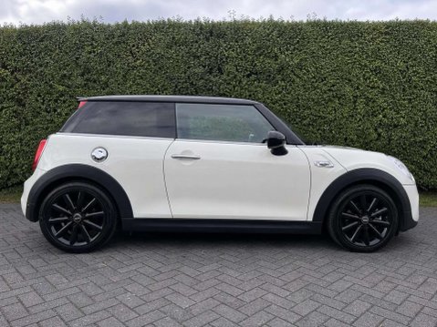 Mini Hatch 2.0 Cooper SD 3dr 8