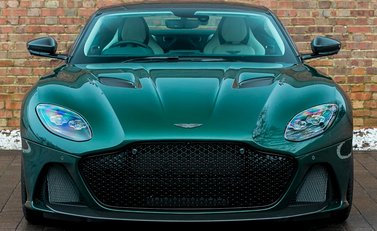 Aston Martin DBS Superleggera 4