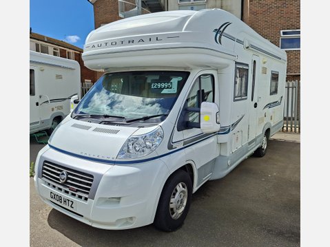Auto-Trail Cheyenne 740s E 14