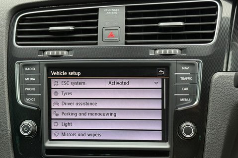 Volkswagen Golf GTI PERFORMANCE - FULL LEATHER - TWO OWNERS - ADAPTIVE CRUISE CONTROL 42