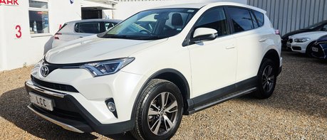 Toyota Rav 4 D-4D BUSINESS EDITION LOOK! 37000 MILES! 1 OWNER! SAT NAVIGATION 1