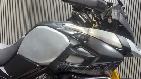 Suzuki V-Strom 1000 2016 ADVENTURE BIKE FULL LUGGAGE NEW MOT SERVICED 32