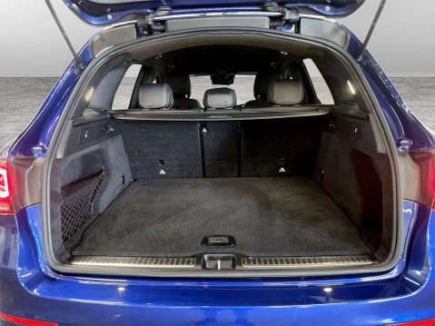Mercedes-Benz GLC 2.0 GLC300d AMG Line (Premium) SUV 5dr Diesel G-Tronic+ 4MATIC Euro 6 (s/s) 21
