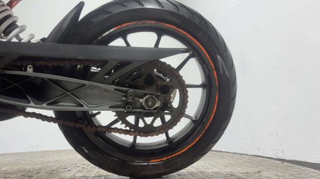 KTM Duke 2017 19K SPARES OR REPAIR PROJECT NAKED SUPERMOTO BIKE 125CC 27