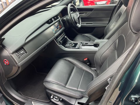 Jaguar XF 3.0D V6 S AUTOMATIC 12