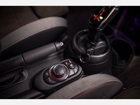 Mini Hatch 1.5 Cooper Sport Steptronic Euro 6 (s/s) 5dr 21