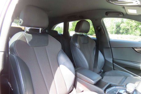 Audi A4 2.0 TDI S line S Tronic quattro Euro 6 (s/s) 5dr 10