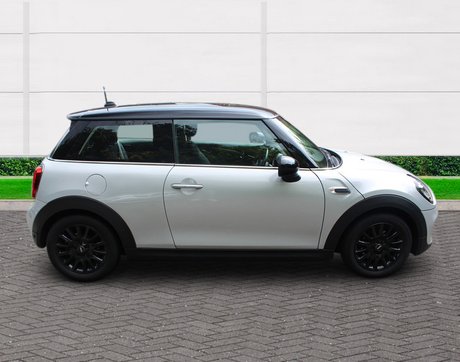 Mini Hatch COOPER 6