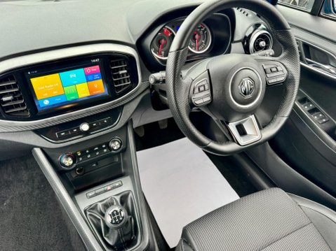 MG MG3 1.5 VTi-TECH Exclusive Nav Euro 6 (s/s) 5dr 13