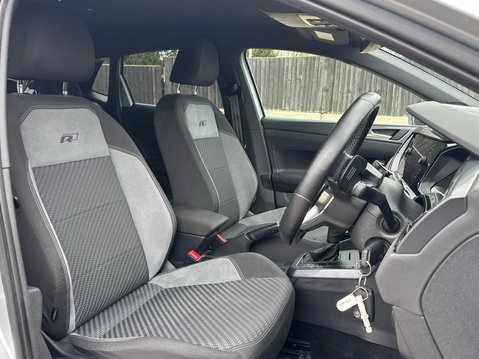 Volkswagen Polo R-LINE TSI DSG 18