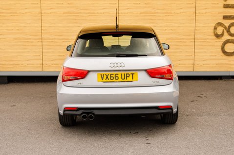 Audi A1 SPORTBACK TFSI SPORT 7