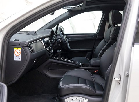 Porsche Macan GTS 15