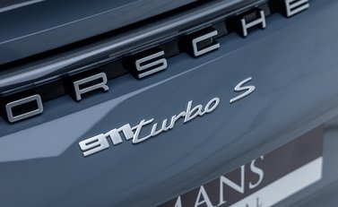 Porsche 911 Turbo S (992) 38