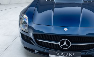 Mercedes-Benz SLS AMG 26