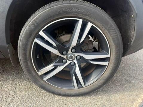 Volvo XC40 2.0 T4 R-Design Auto AWD Euro 6 (s/s) 5dr 25
