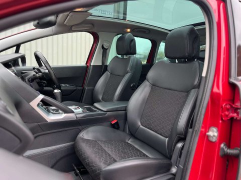 Peugeot 3008 1.6 3008 Allure e-HDi Semi-Auto 5dr 14