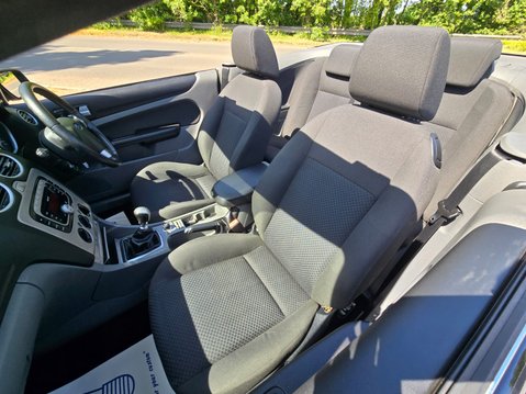 Ford Focus CC2 25