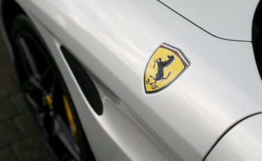 Ferrari California T 27