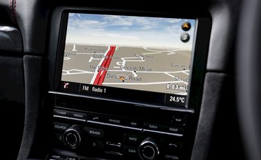 Porsche Cayman GT4 16