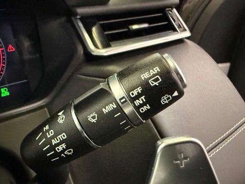 Land Rover Range Rover Velar 3.0 Range Rover Velar HSE D300 Auto 4WD 5dr 22