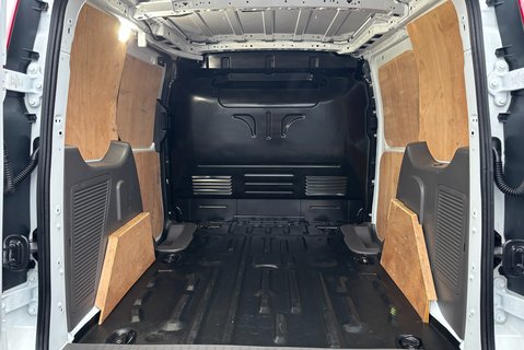 Ford Transit Connect 200 L1 Limited 120 ps Automatic Panel Van - Sat Nav / Rear Camera 13