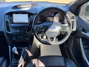 Ford Focus 2.0T EcoBoost ST-3 Euro 6 (s/s) 5dr