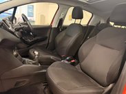 Peugeot 208 1.2 PureTech Allure Premium Euro 6 5dr 33