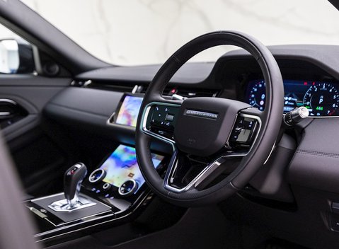 Land Rover Range Rover Evoque P300e R-Dynamic SE 9