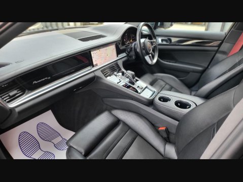 Porsche Panamera 4 10 YEARS EDITION PDK 10