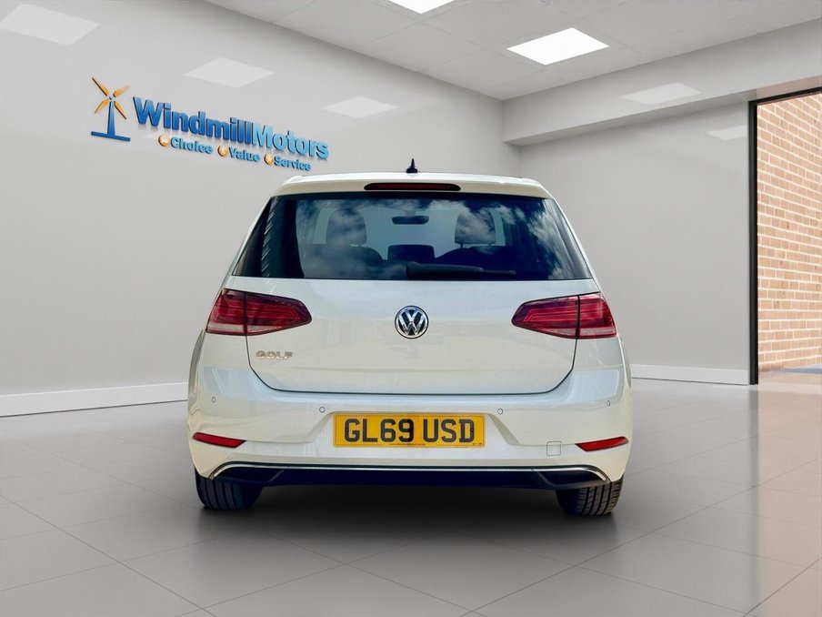 2019 Volkswagen Golf — image 9